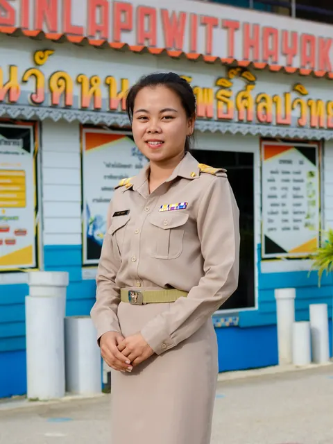 ภาพนางสาวดุษฎี ขุนรอง