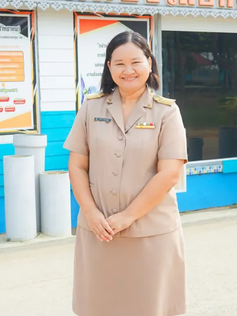 ภาพนางสาวเขมิกา จันทรประชุม